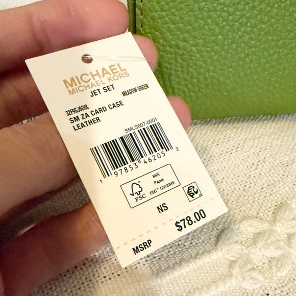 Michael Kors Meadow Green Compact Wallet - Picture 4 of 5